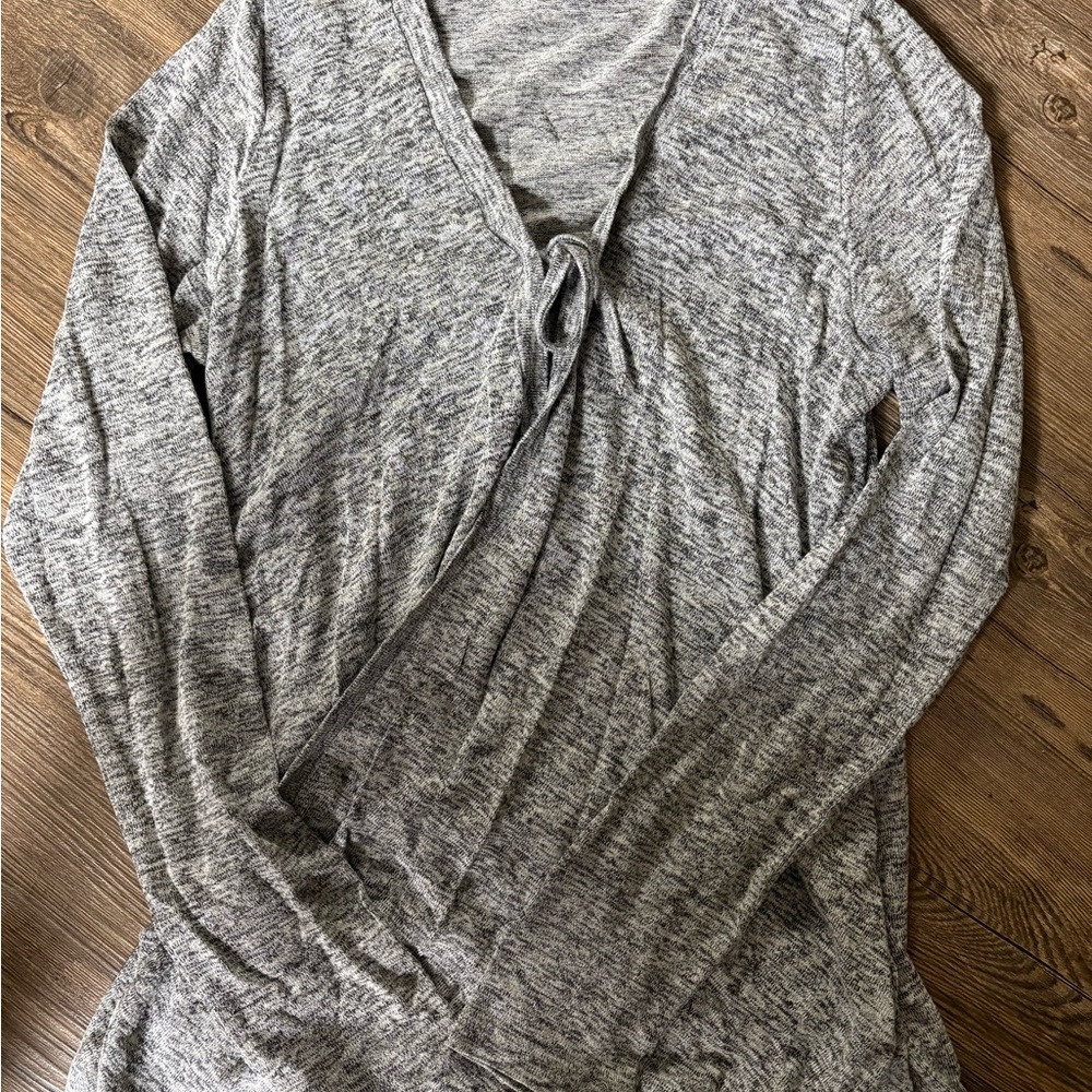 Latched Mama Gray Heather Tie-Front Long Sleeve Tunic - nursing top